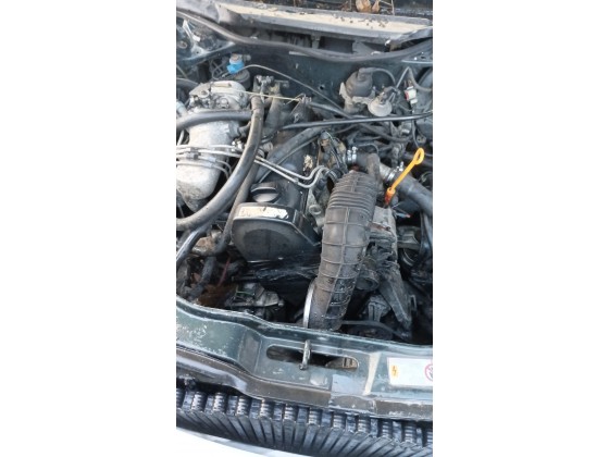 Audi A100 1.6 gasolina 1993 para peças